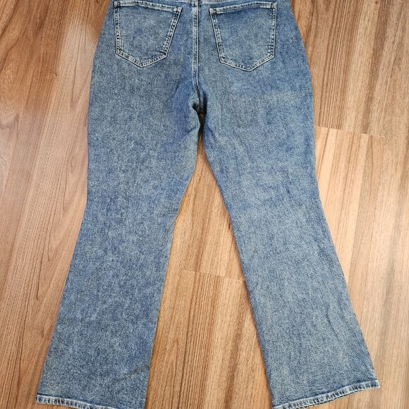 SO High Rise 90s Bootcut Jeans - Picture 3 of 3